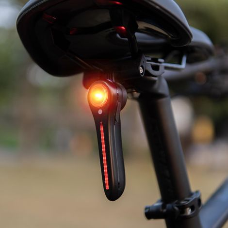 Fahrrad-Rücklicht – 6 Smart-Modi Bremse + Licht + Bewegungserkennung – 100 Lumen Fahrrad-Rücklicht mit Schnellverschluss-Halterungsset für Sattel und Sattelstütze, Tpye-C wiederaufladbar, IP65 wasserd