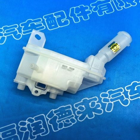 46091-ED501 is suitable for Nissan Tiida, Livina, and Sylphy brake fluid reservoirs and reservoirs (MTM). (1/4)