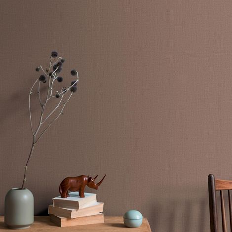 Papier peint moderne marron foncé intissé | Tapisserie scandinave marron pour cuisine | Papier peint tendance uni idéal bureau (1/4)