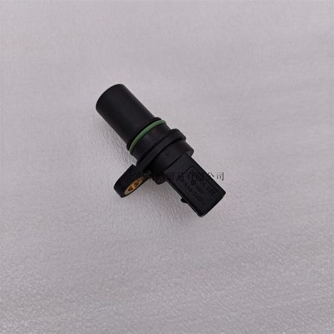 06H906433 433E is a crankshaft position pulse sensor applicable to Volkswagen Golf, Tiguan, Audi A4, and A6L. (1/4)