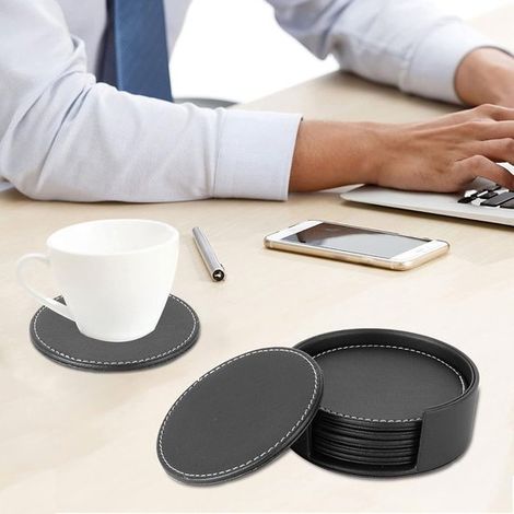 Dessous de verre en cuir, ronds, avec support, pour protéger votre bureau. Accessoires pour la maison, cadeaux pour la cuisine et une pendaison de crémaillère. Socle noir + 5 dessous de verre noirs (1 (1/5)
