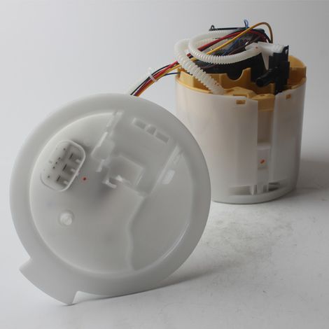 16117473444 est un ensemble de pompe à carburant adapté aux BMW Série 3 G20 2017-2019. (1/4)