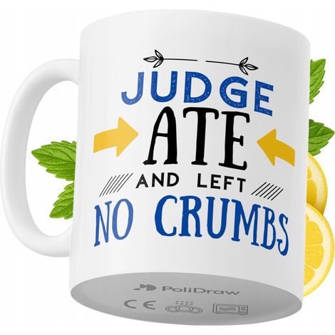 Mug humoristique pour juge, avec un texte amusant et un design graphique original. Idéal pour les anniversaires, les fêtes et les occasions spéciales. Mug premium pour la maison, le bureau et le trava (1/5)
