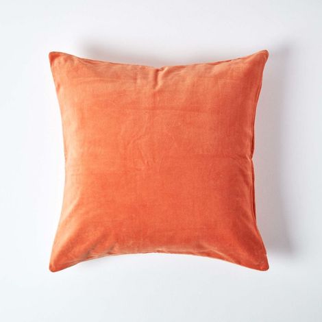 HOMESCAPES Burnt Orange Velvet Cushion Cover, 40 x 40 cm