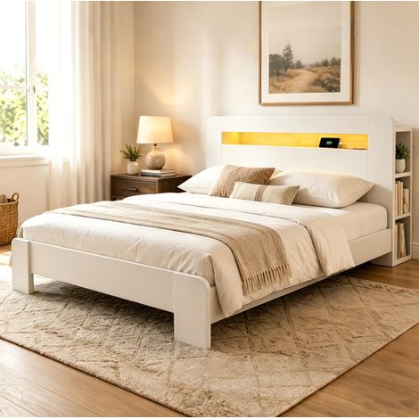 Letto 140x200 cm bianco in legno con testiera portaoggetti e LED (1/5)