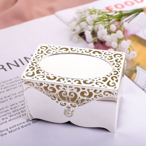 Boîte à Bijoux avec Motif Ajouré pour Colliers, Bagues et Bracelets - Rangement Élégant (1/4)