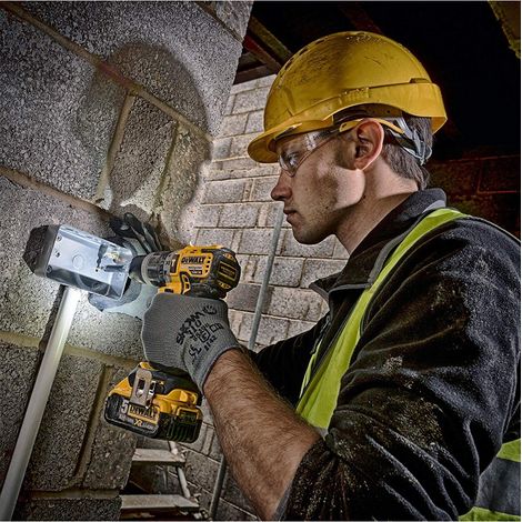 Pack Perceuse + Visseuse à chocs DEWALT DCK266P2T - 18V - 2 batteries 5Ah - Chargeur - Coffret Tstak — vue 2