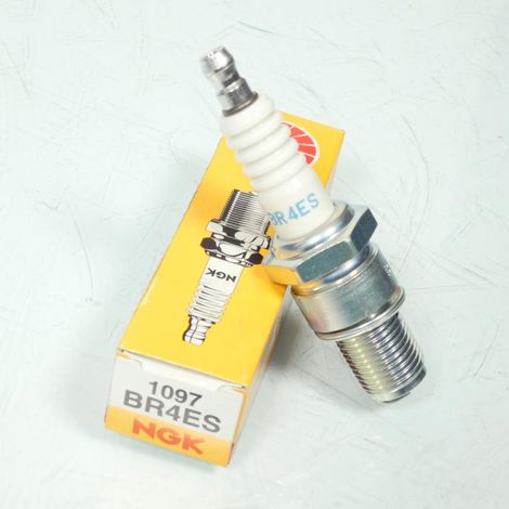 NGK-Zündkerze für Auto BR4ES / 1097, neu (1/2)