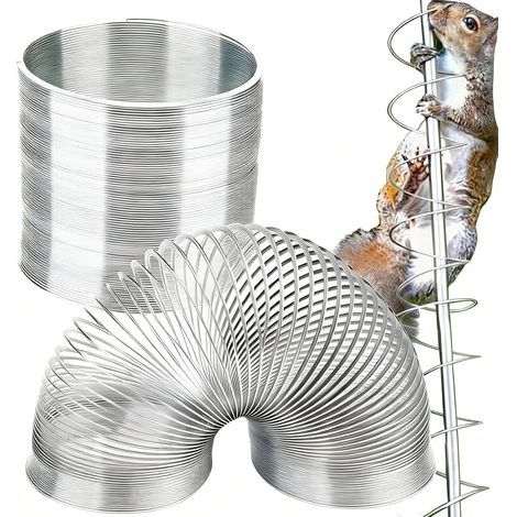Lot de 2 ressorts anti-écureuils pour mangeoires à oiseaux, chicanes extensibles en métal, accessoires de protection pour empêcher les écureuils de grimper (argent) (1/5)