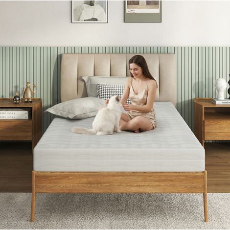 Matelas 140x200 cm blanc, housse 3D lavable, noyau en mousse profilée, ergonomique MEUBLIV (1/5)
