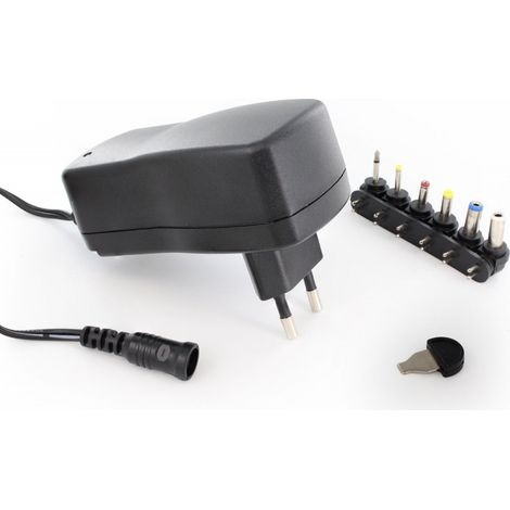 Alimentatore universale da 1500 mA METRONIC