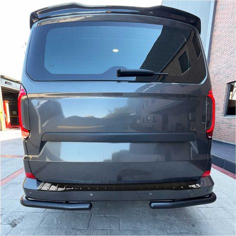 Protection seuil de pare-chocs arriére pour VW T7 Multivan 2021-2026 Acryl Noir (1/5)