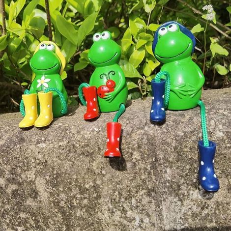 Dekorative Froschfiguren für den Garten, 3er-Set, Zierfiguren für den Außenbereich, Kunstharzfiguren für Landhaus, Balkon, Miniteich, Wohnzimmer, Büro