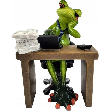 Froschfigur PAN auf dem Schreibtisch eines Buchhalterpräsidenten (1/5)