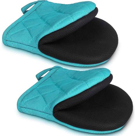 Wileqep Set of 2 Short Heat Resistant Oven Mitts with Non-Slip Grip and Hanging Loop, Red (1/5)