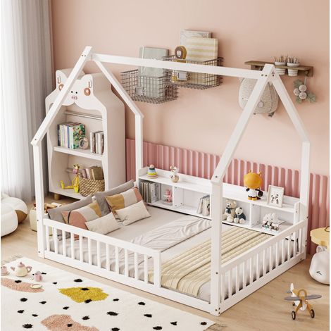MODFU – Letto da terra cabina per bambini 140x200 cm in pino e pannelli con 4 mensole, barriere di sicurezza, portata 140 kg e 2 colli – Bianco (1/5)