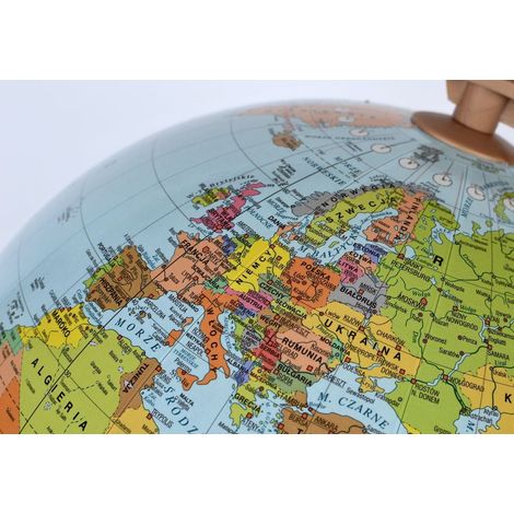 Globe politique 32 cm. Socle en bois. (1/4)
