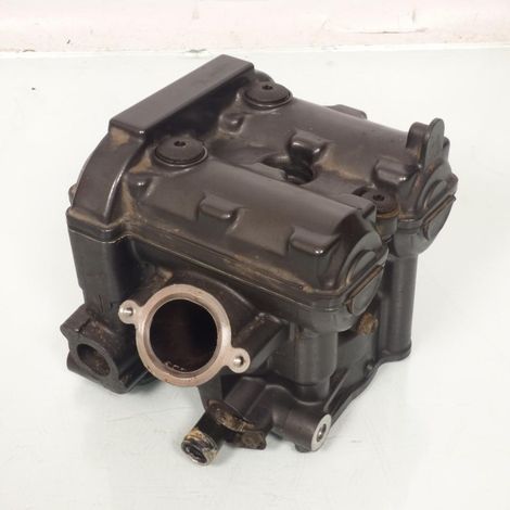 [PRODUIT D'OCCASION] Culasse arrière origine pour moto Suzuki 650 Sv S 1999 à 2002 (1/5)
