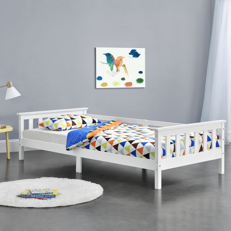 Letto per Cameretta Nuuk in Legno di Pino con Barre Protettive 90x200 cm Bianco [en.casa] (1/6)