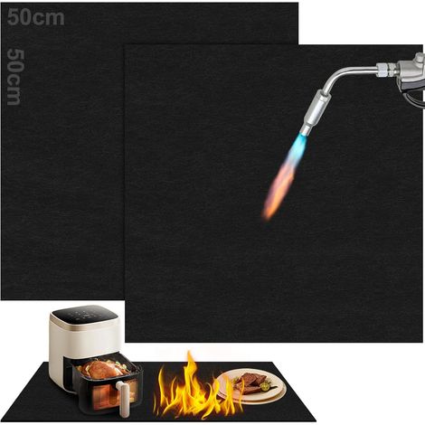 2 Pièces Tapis Ignifuge, 50 x 50 cm Tapis Anti Feu, Protege Plan De Travail Cuisine Résistant à La Chaleur Jusqu'à 1000 °C Ignifuge En Feutre De Fibre De Carbone (1/5)
