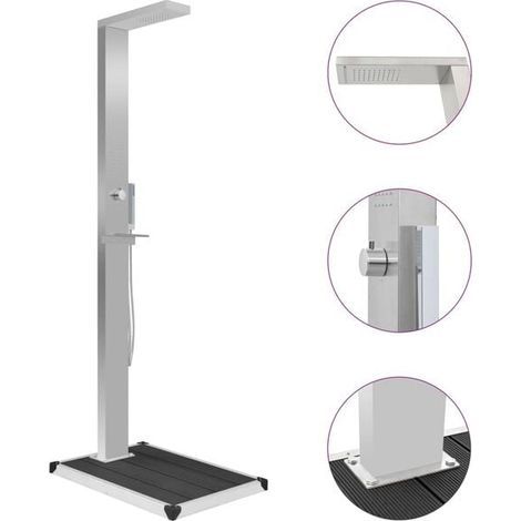 Cabine de douche extérieure, équipée d'un receveur de douche en composite bois-plastique et de matériaux en acier inoxydable. (1/5)