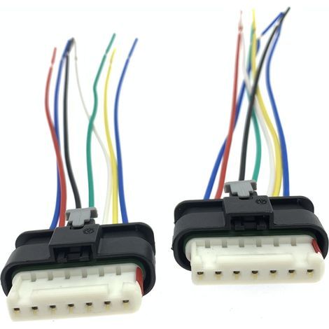 Connector for adaptive cruise control (ACC) compatible with Volkswagen Lavida, Bora, Golf, Passat, Magtotan, Touran and Skoda. (1/4)