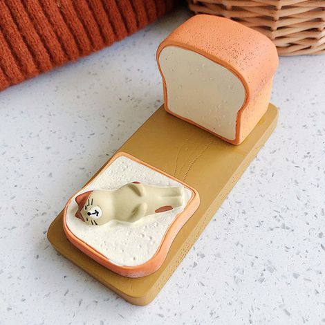 Support en résine en forme de chat toast de style japonais, support de bureau pour téléphone/tablette, support carré pour sac chat pour vidéos TikTok. (1/5)
