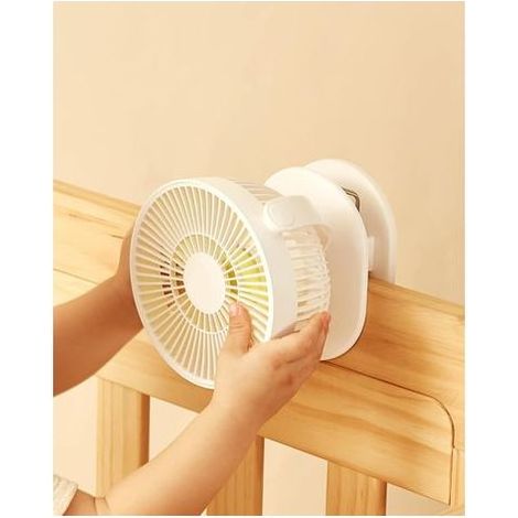 Mini ventilateur à pince, petit ventilateur USB avec batterie rechargeable 4000 mAh, 4 vitesses, max 14 heures, petit et silencieux pour lit, bureau, poussette - Blanc laiteux (1/5)