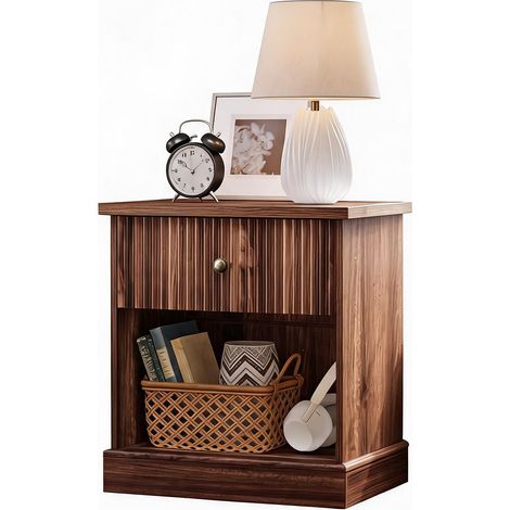 Table de chevet cannelée en bois – 1 tiroir – Style campagne (1/5)
