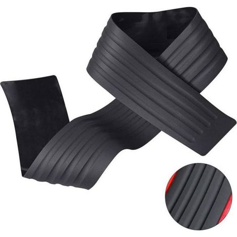 Protège-Pare-Chocs Arrière Universel en Fibre de Carbone - 104 cm - Camionnettes, VUS & Camions (1/5)