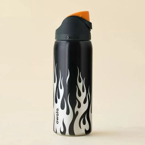 Owala 32-oz-Wasserflasche, exklusiv bei Urban Outfitters, mit FreeSip-Anschlusssystem (1/5)