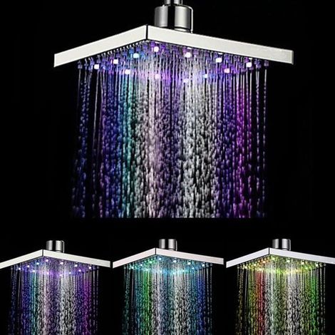 Quadratischer LED-Duschkopf mit 7-farbig wechselndem Wasserstrahl (1/5)