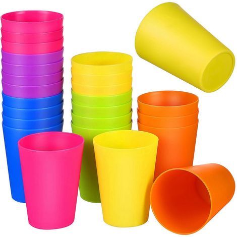 Lot de 24 gobelets colorés en plastique à motif ours, parfaits pour les fêtes et les boissons. (1/4)