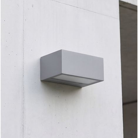 LedsC4 Nemesis - Applique Murale Extérieure LED 100W et 640lm. Diamètre 17cm. Structure en Aluminium. Usage Extérieur IP66. Coloris Gris