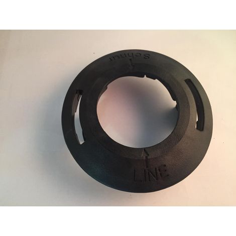 4002-713-9701 - Couvercle Inférieur de Tête Nylon pour Débroussailleuse STIHL (1/2)