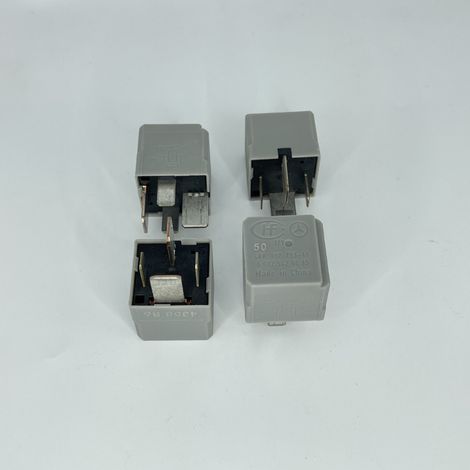 A0025428819 Mercedes-Benz 0025428819 Mercedes-Benz Big Foot Auto-Relais 4RA007793-11