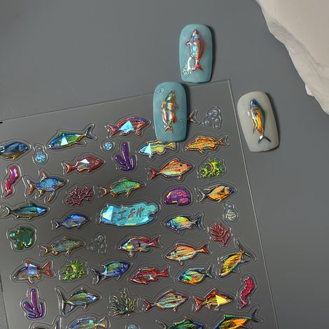 Autocollants pour ongles de poissons colorés, brillants comme des coquillages, autocollants créatifs de poissons de l'océan profond, adhésifs au dos, décalques aquatiques faux (1/4)