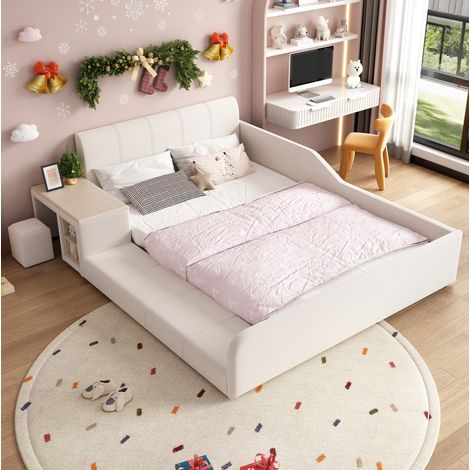 Letto per bambini rivestito in velluto bianco, 140x200 cm, con scrivania, sgabello e rete a doghe.