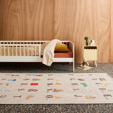 Tapis éducatif intérieur enfant beige imprimé abécédaire - Scoty 120 x 160 cm (1/5)