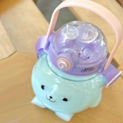 Gourde portable 1000 ml en forme d'ourson, avec paille et dragonne, idéale pour l'été (violet). (1/5)