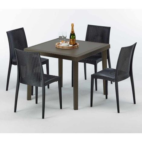 Tavolino Quadrato Marrone 90x90 cm con 4 Sedie Colorate Brown Passion