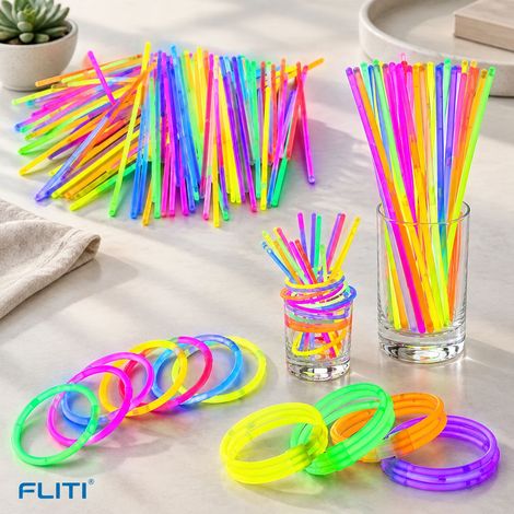 FLITI 100er-Pack Leuchtstäbe mit Verbindungsstücken, fluoreszierende Armbänder für Kindergeburtstage, Silvesterdekorationen, Halloween und Weihnachten (1/5)