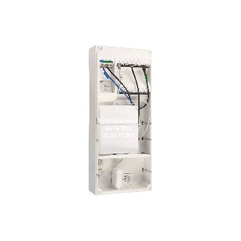 Coffret de communication Grade 3 + Sat avec DTI, multiprise, switch et 16 prises RJ45 pour reseau MULTIBOX