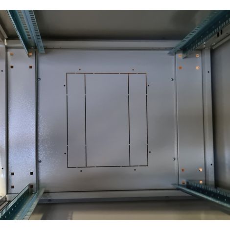 Armadi rack Link ARMADIO RACK PER RETI 19" 42U (A)2002, (L)600, (P)800 COLORE GRIGIO PORTA TRAFORATA SERIE EAVI