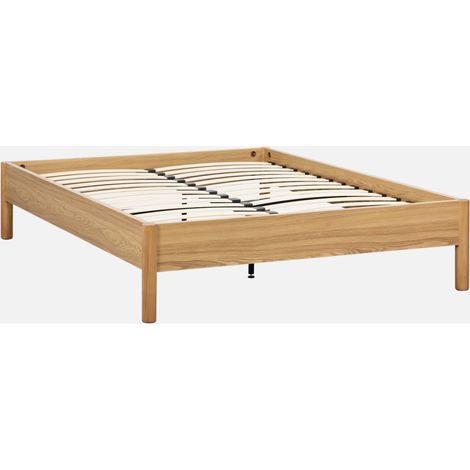 Cama con somier de láminas 140x190cm decoración madera