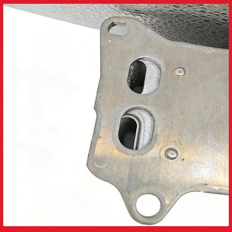 Elektrischer Ölkühler 06K117021F - Passend für VW, Audi, Skoda (1/4)