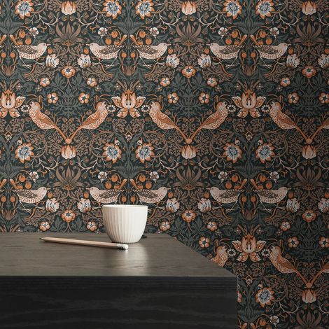 Papier peint motif animal et floral Tapisserie noire, marron et orange végétation luxieuse Papier peint avec oiseaux pour bureau (1/5)