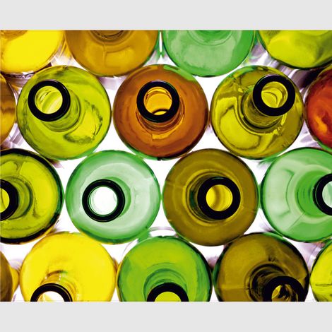 Papier peint intissé - Bouteilles en verre - 360x270 cm (1/3)