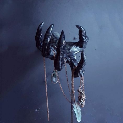 Wanddekoration mit Hexen- und Dämonenhänden, ästhetische Skulptur, Vintage-Kunstharz, Hängedesign, Installation, Hängedekoration, kreative Accessoires für das Wohnzimmer