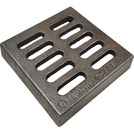 Grille à cendres pour poêles à cheminée Skandik 8 de Oranier - fonte - dimensions d'encastrement parfaitement adaptées